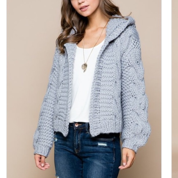 🚨BUY 2 GET 1 FREE!🚨Gray Handmade Chunky Cardigan - Picture 6 of 8